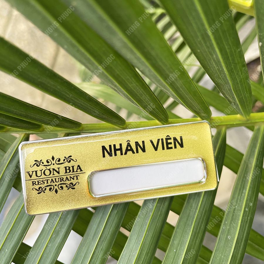 Thẻ nhân viên đổi tên